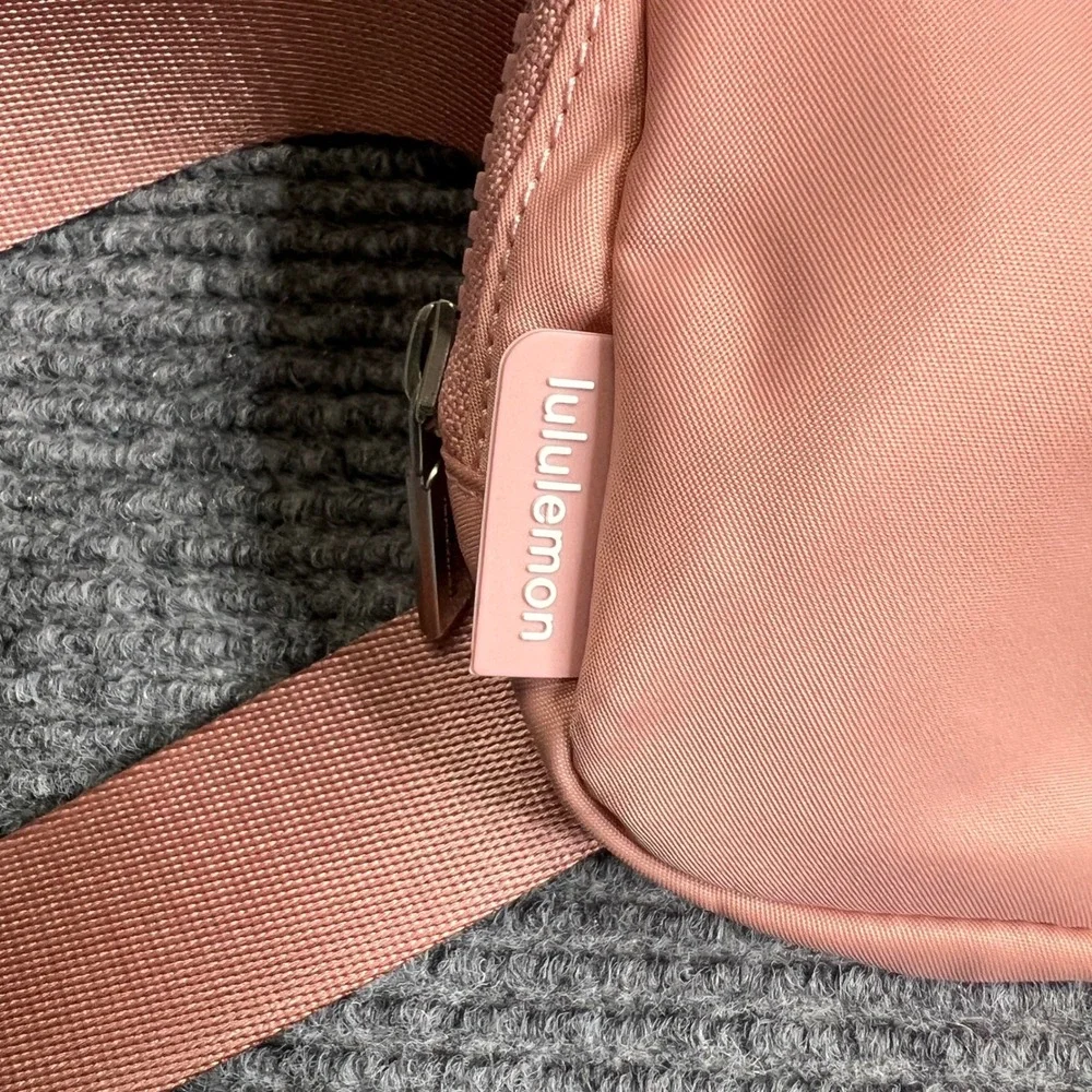 Lululemon Everywhere Belt Bag 1L Pink Nylon Adjustable Crossbody Fanny Pack
